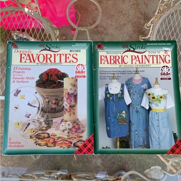 Bundle Lot of 10 Donna Dewberry Magazines Fabric Painting Christmas Home Glass - Picture 3 of 5